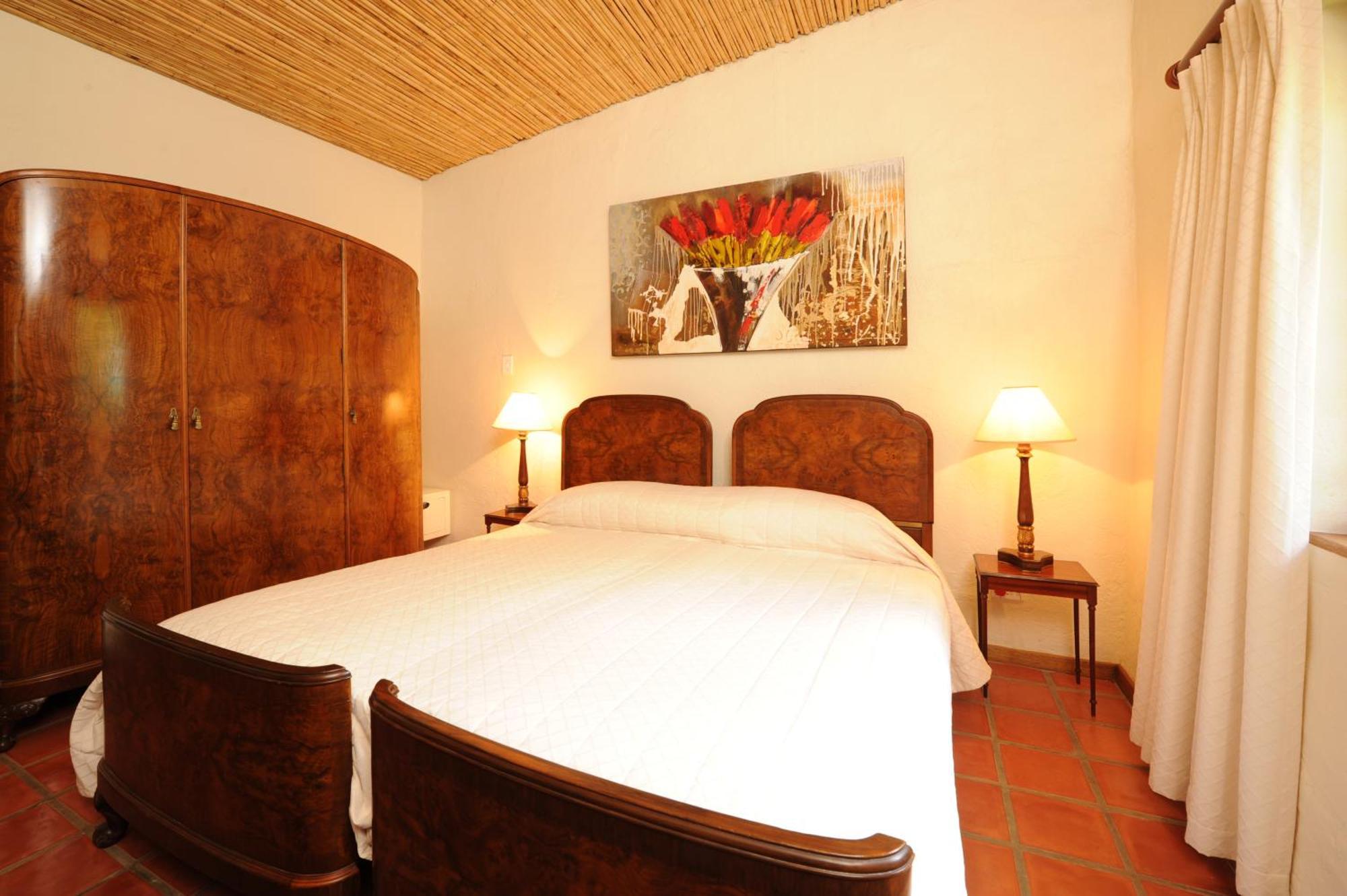 Amberg Country Estate Guest House Paarl Phòng bức ảnh
